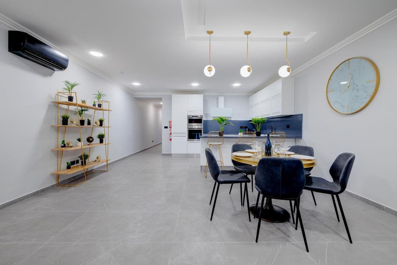 Art Deco Luxury Apartment, Central Location Sliema Ngoại thất bức ảnh