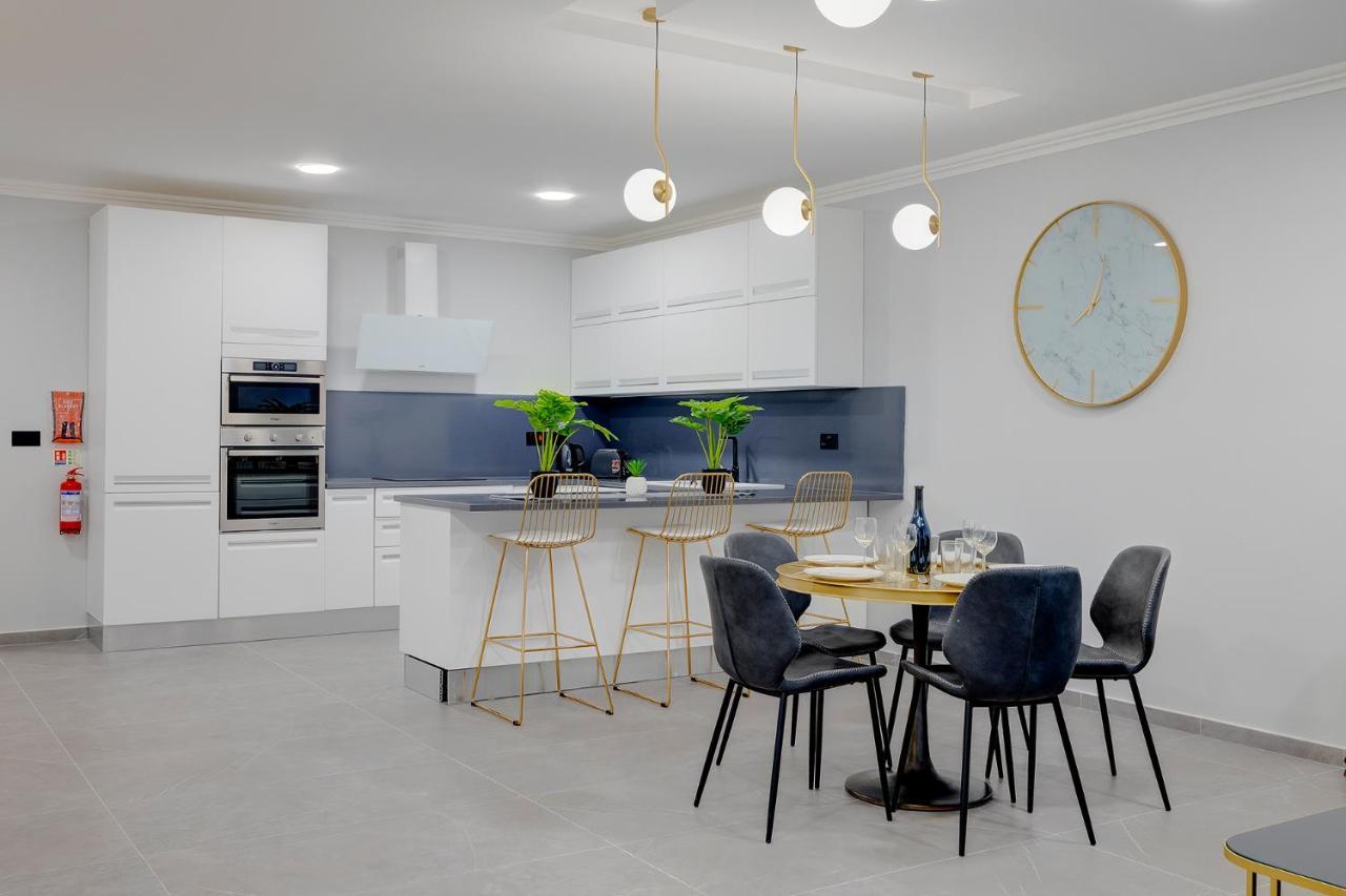 Art Deco Luxury Apartment, Central Location Sliema Ngoại thất bức ảnh